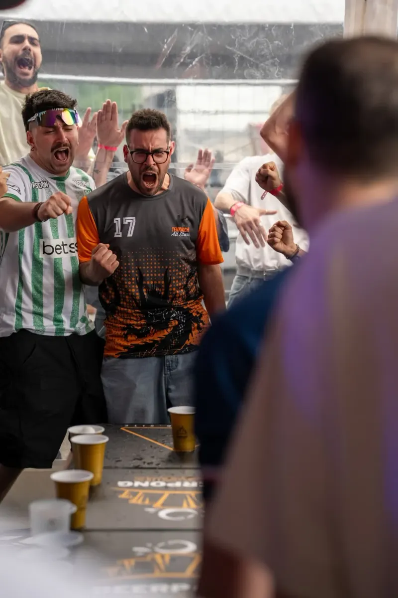 Tenkaichi Beer Pong - Momento 32